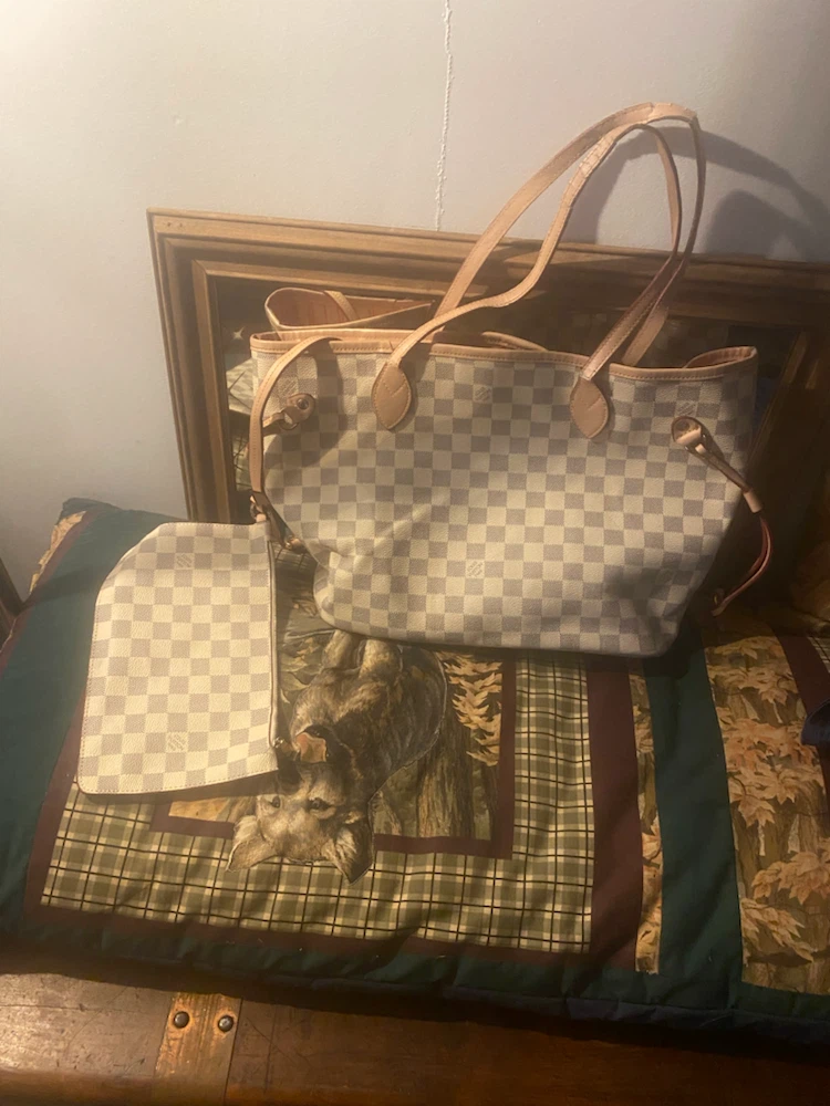 Louis Vuitton Tote Bag with Pouch - photo 2