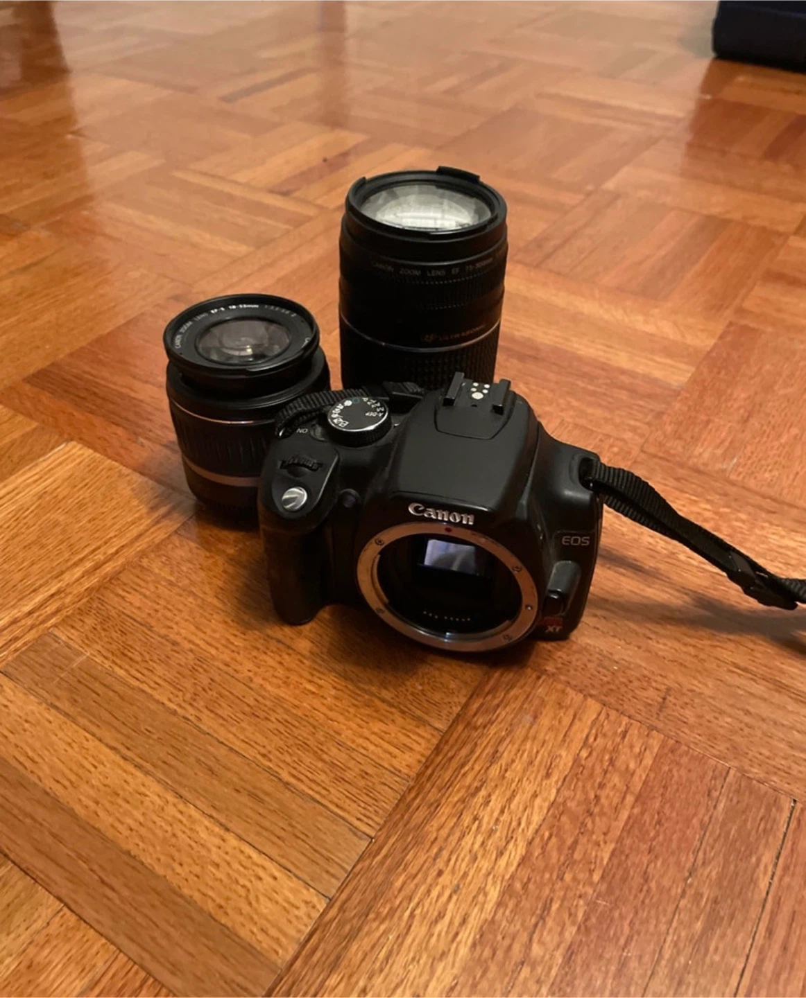 Canon rebel Xt 18-55mm 75-300mm and flashcard - photo 3