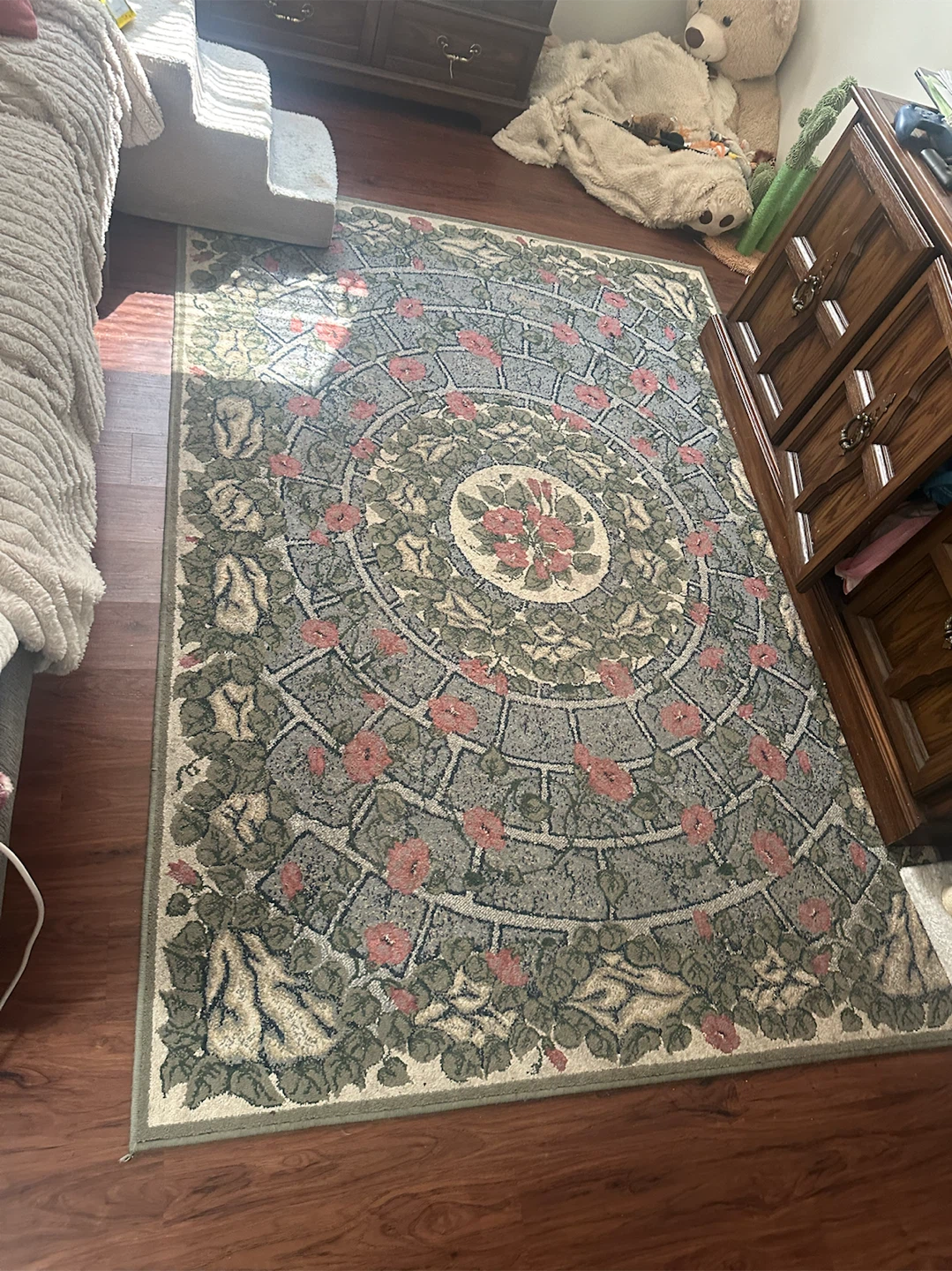 Round Floral Area Rug
