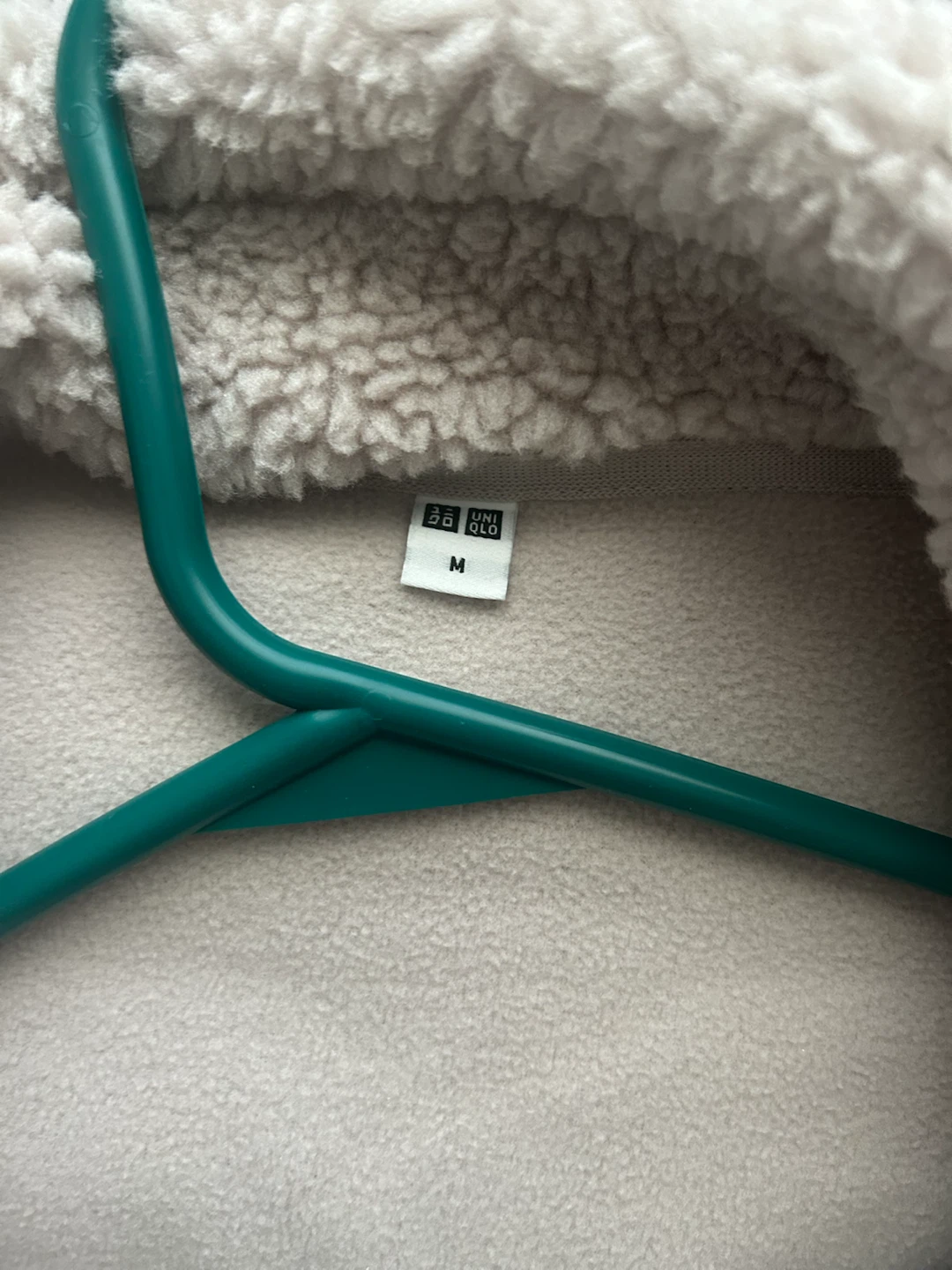 UNIQLO Fleece Jacket - Cream - Size M - photo 2