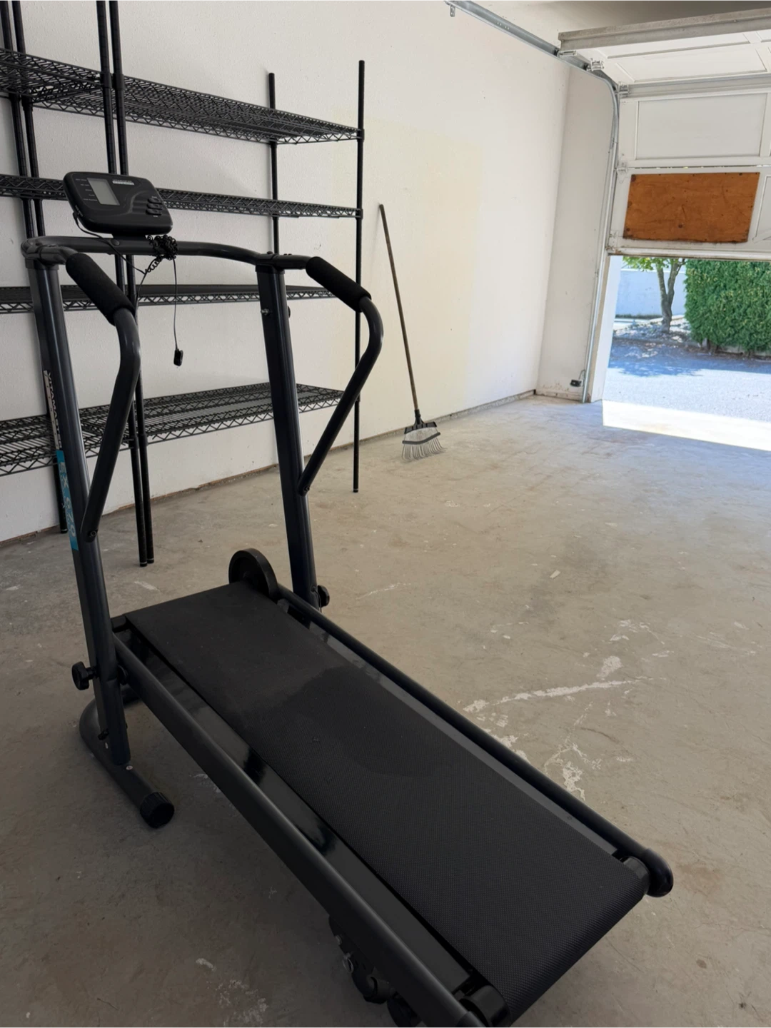 VitaMaster EX 670 Treadmill