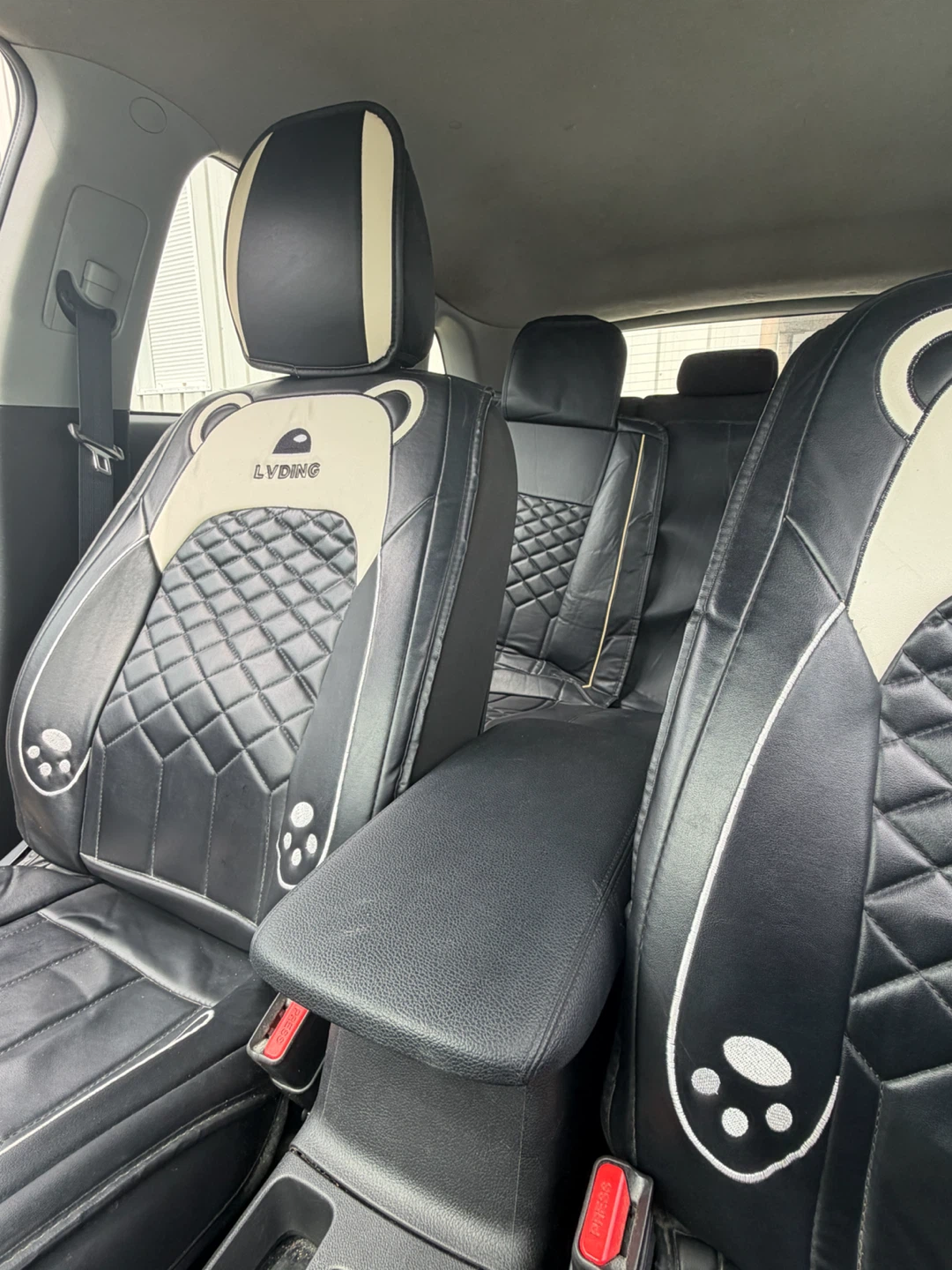 Black PU Leather Car Seat Covers with Bear Design
