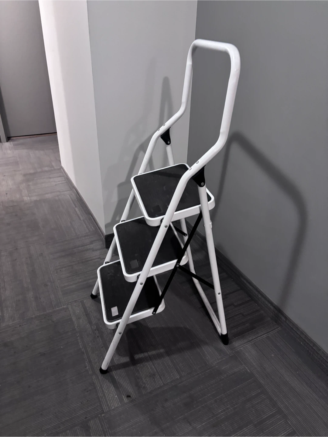 White 3-Step Folding Ladder - photo 3