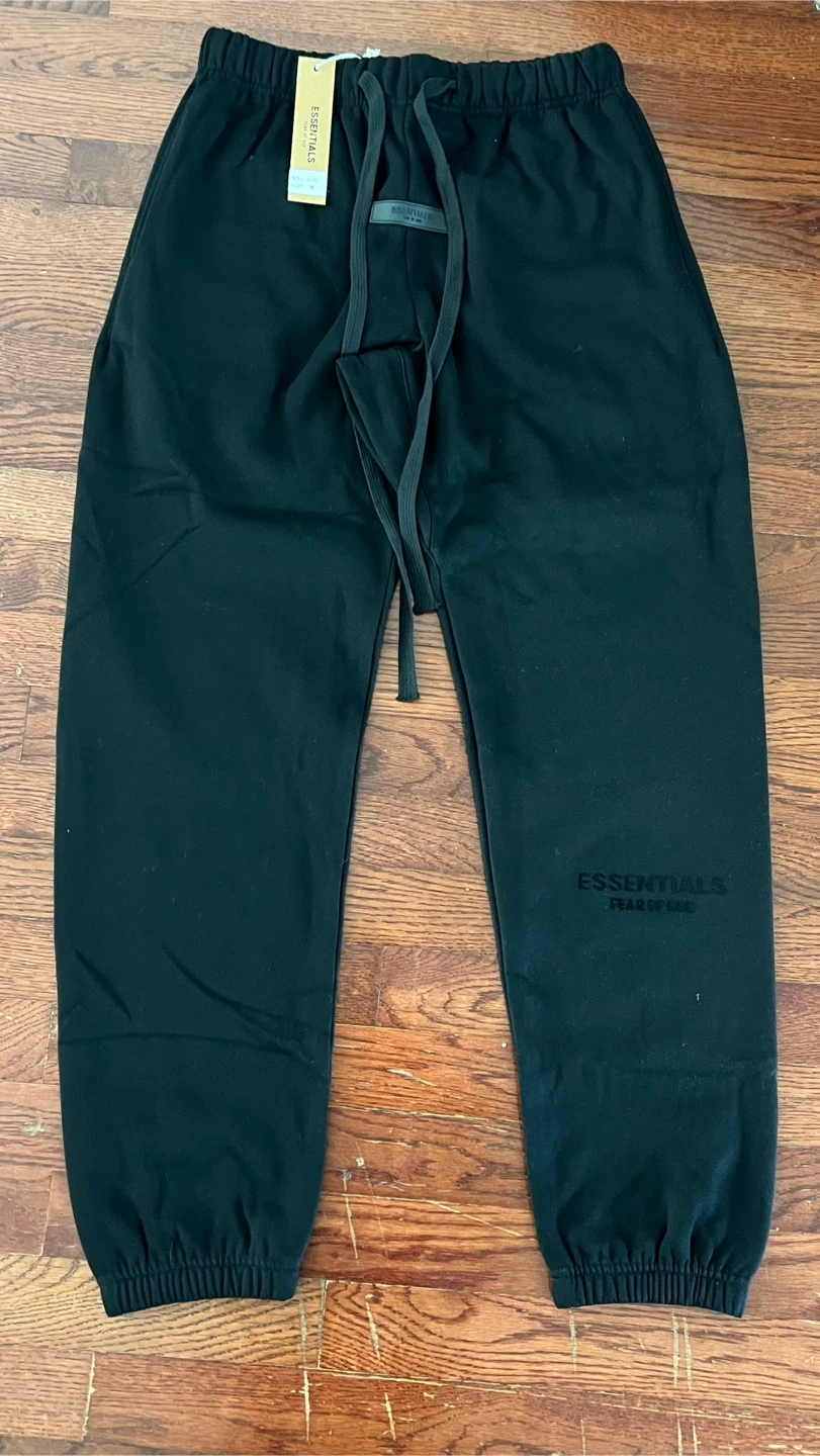 FEAR OF GOD ESSENTIALS Sweatpants Black