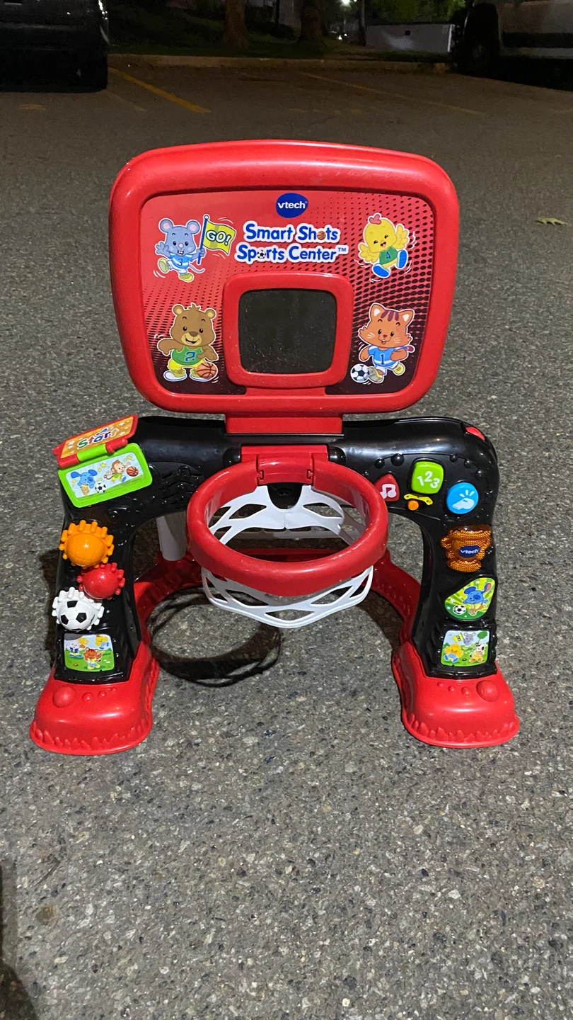 VTech Smart Shots Sports Center Basketball Hoop