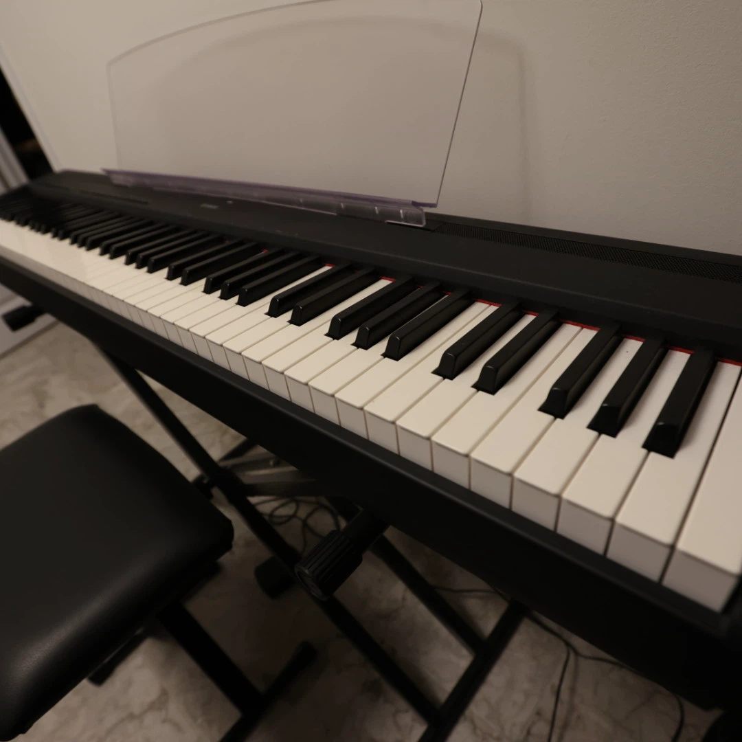 Yamaha Digital Piano P-95 with Stand and Bench - photo 3