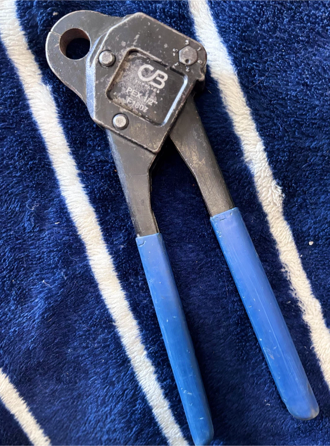 CB Supplies PEX 1/2" Crimping Tool