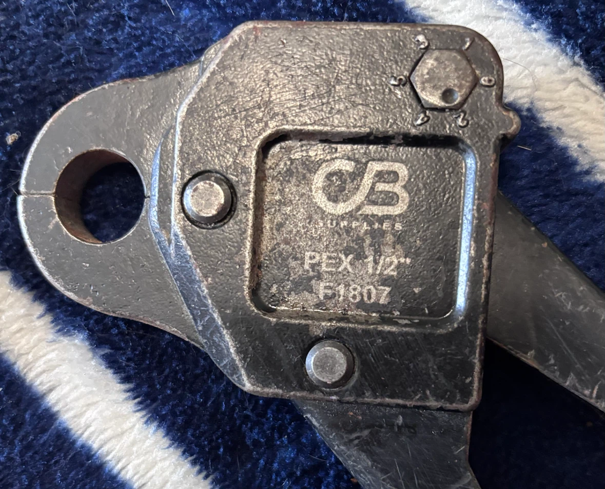 CB Supplies PEX 1/2" Crimping Tool - photo 2