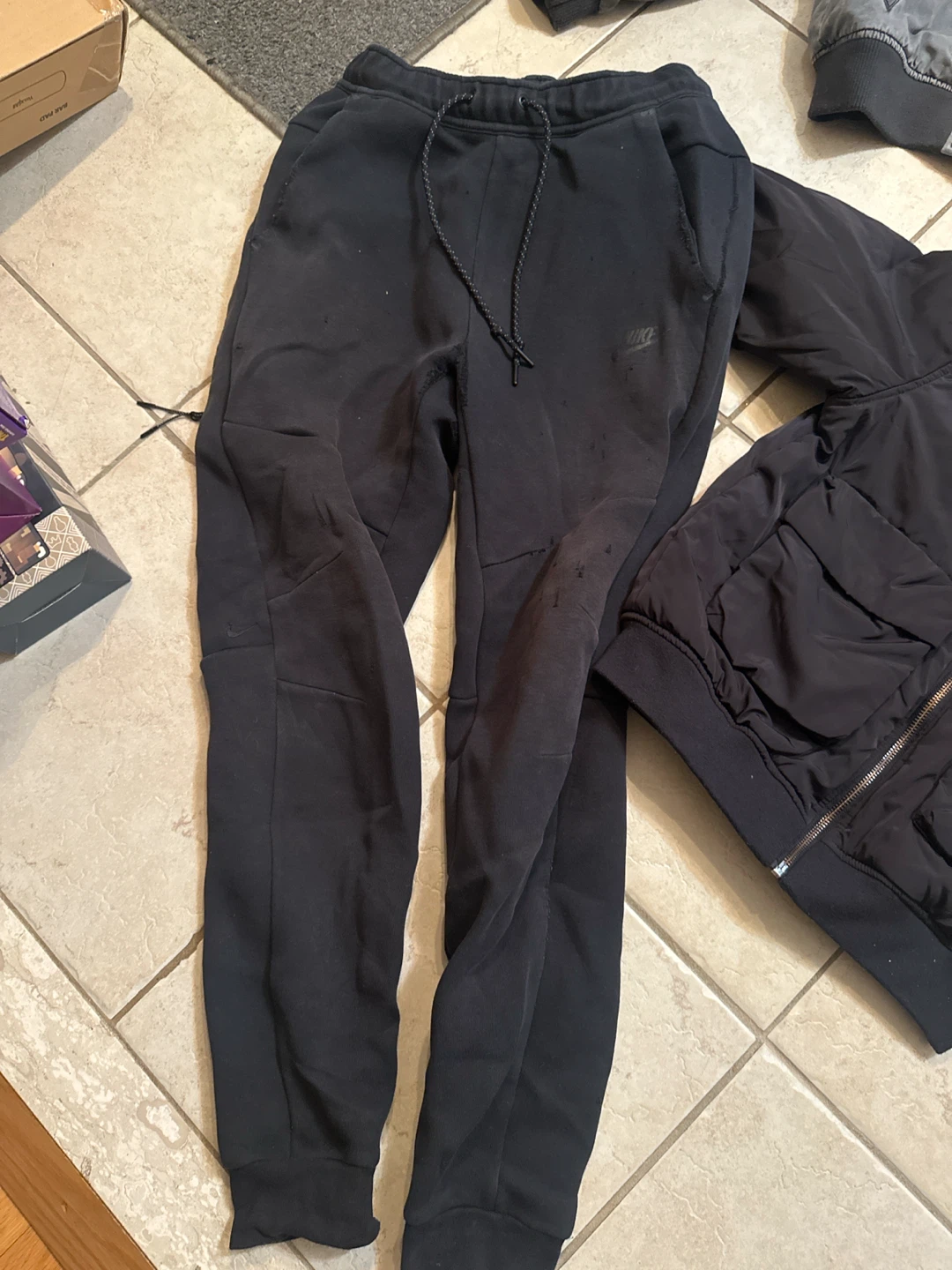 Must go 🖤 FREE: Bundle of Clothing men’s+kids - photo 2