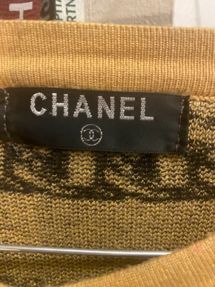 CHANEL Cardigan - photo 2