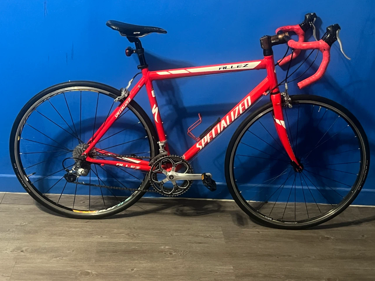 Specialized Allez Road Bike - Red 56.5