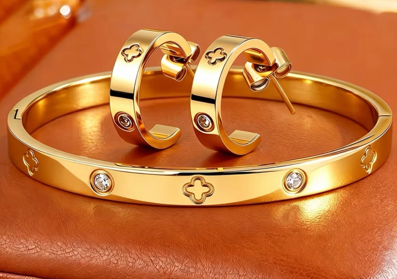 18k PlatedClover and Diamond Accented Ring Earrings Set
