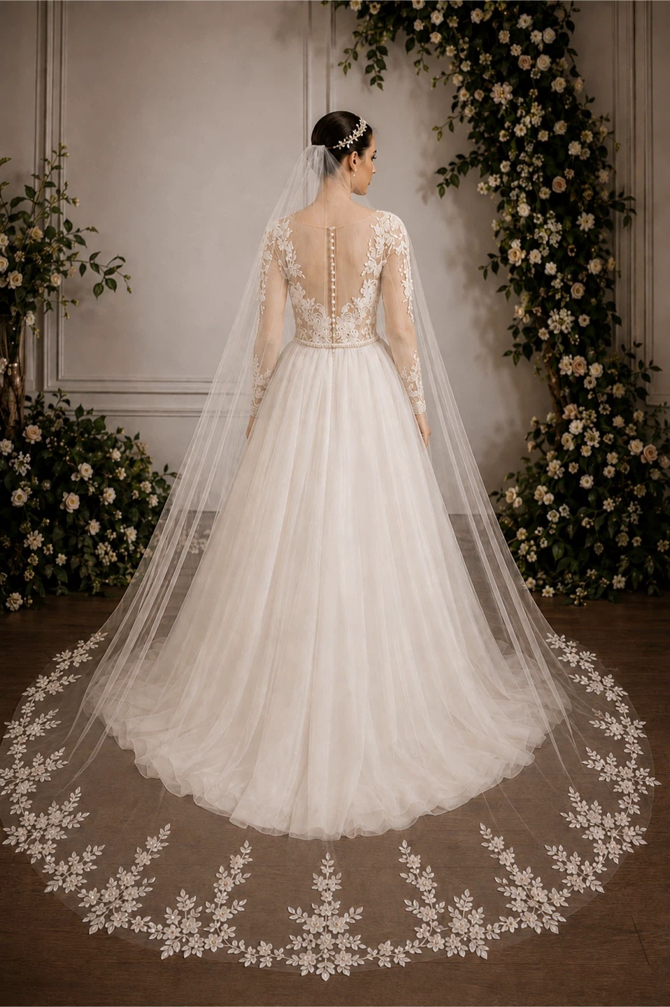 David’s Bridal Wedding Dress + Cathedral Veil + Headpiece - photo 2