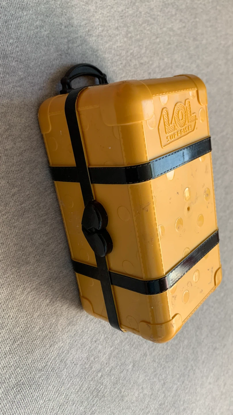 LOL Surprise Doll Gold Luggage Playset with Accessories - photo 2