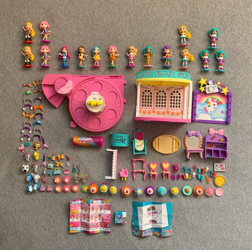 Party Popteenies Playset with Dolls and Accessories
