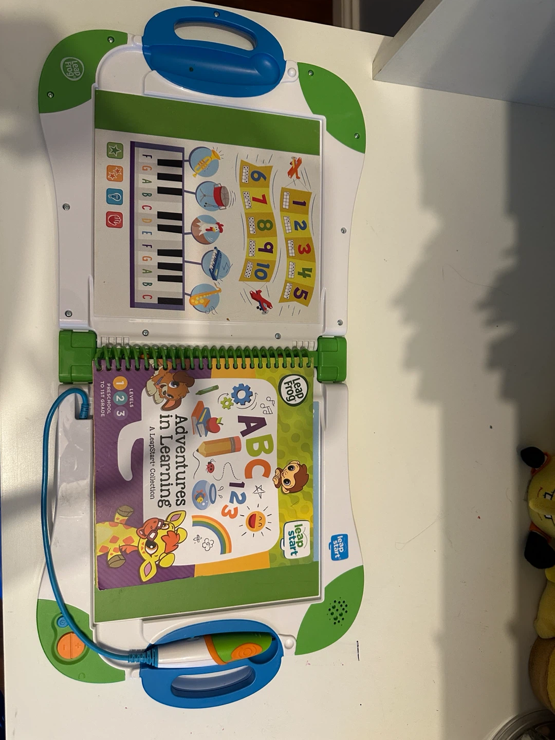 LeapFrog LeapStart "Adventures in Learning" Book - photo 2
