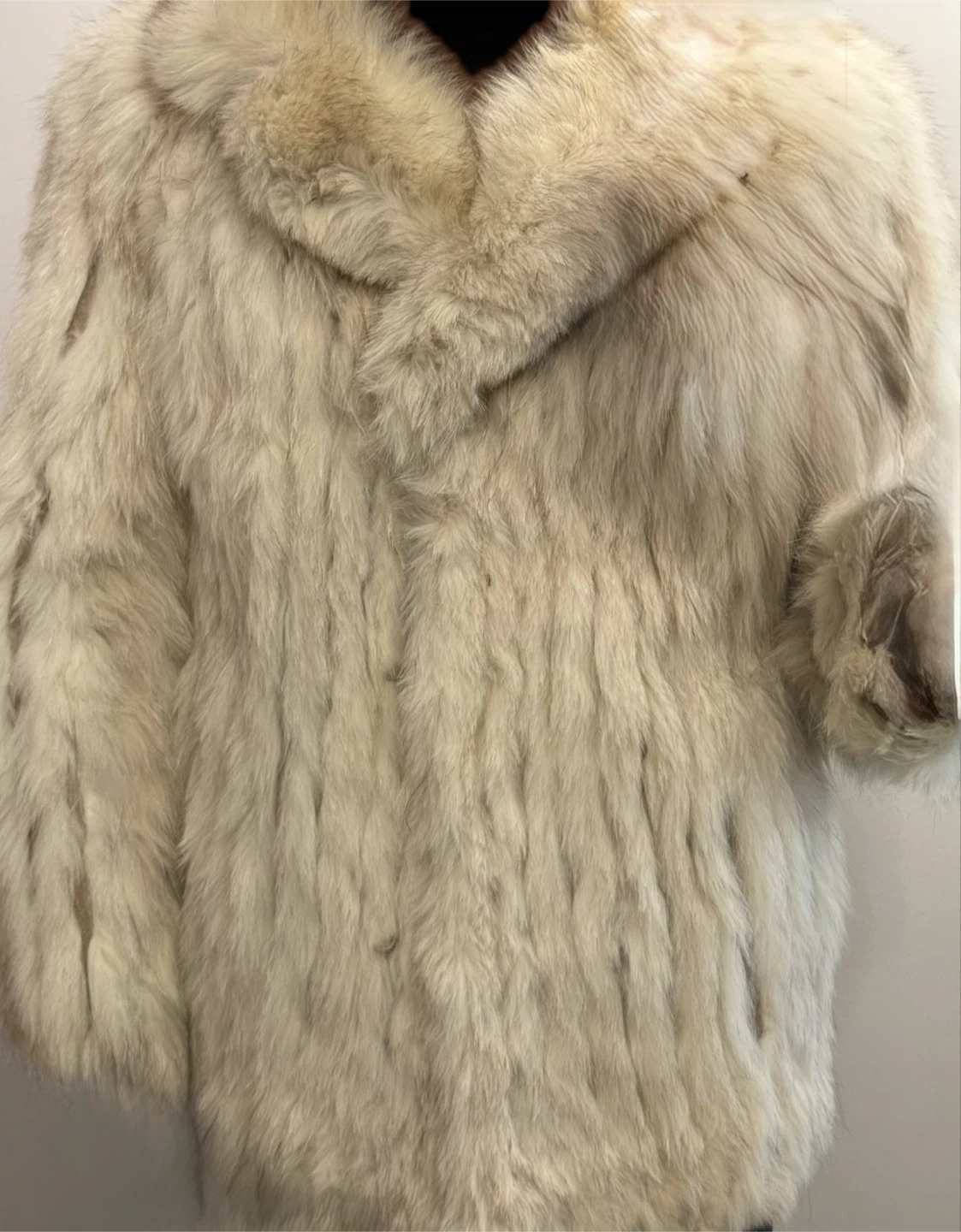 Saga Fox Women’s Vintage Fur Coat