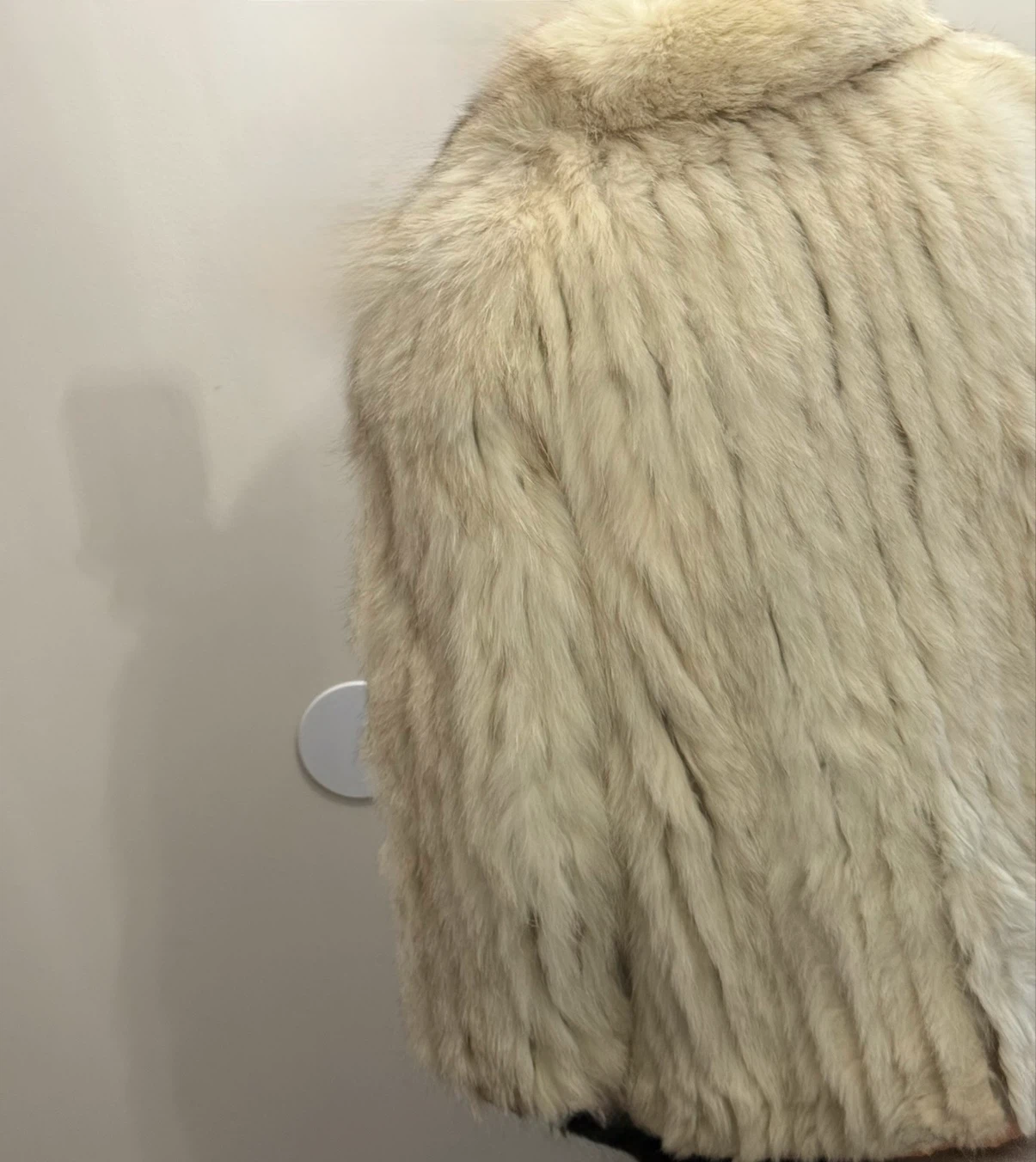 Saga Fox Women’s Vintage Fur Coat - photo 2