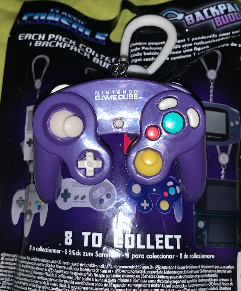Nintendo GameCube Controller Backpack Buddy Keychain - photo 5