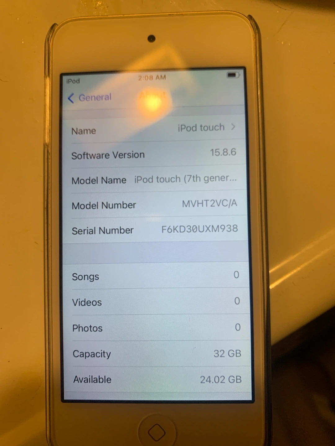 Apple iPod Touch (7th Generation) - photo 3