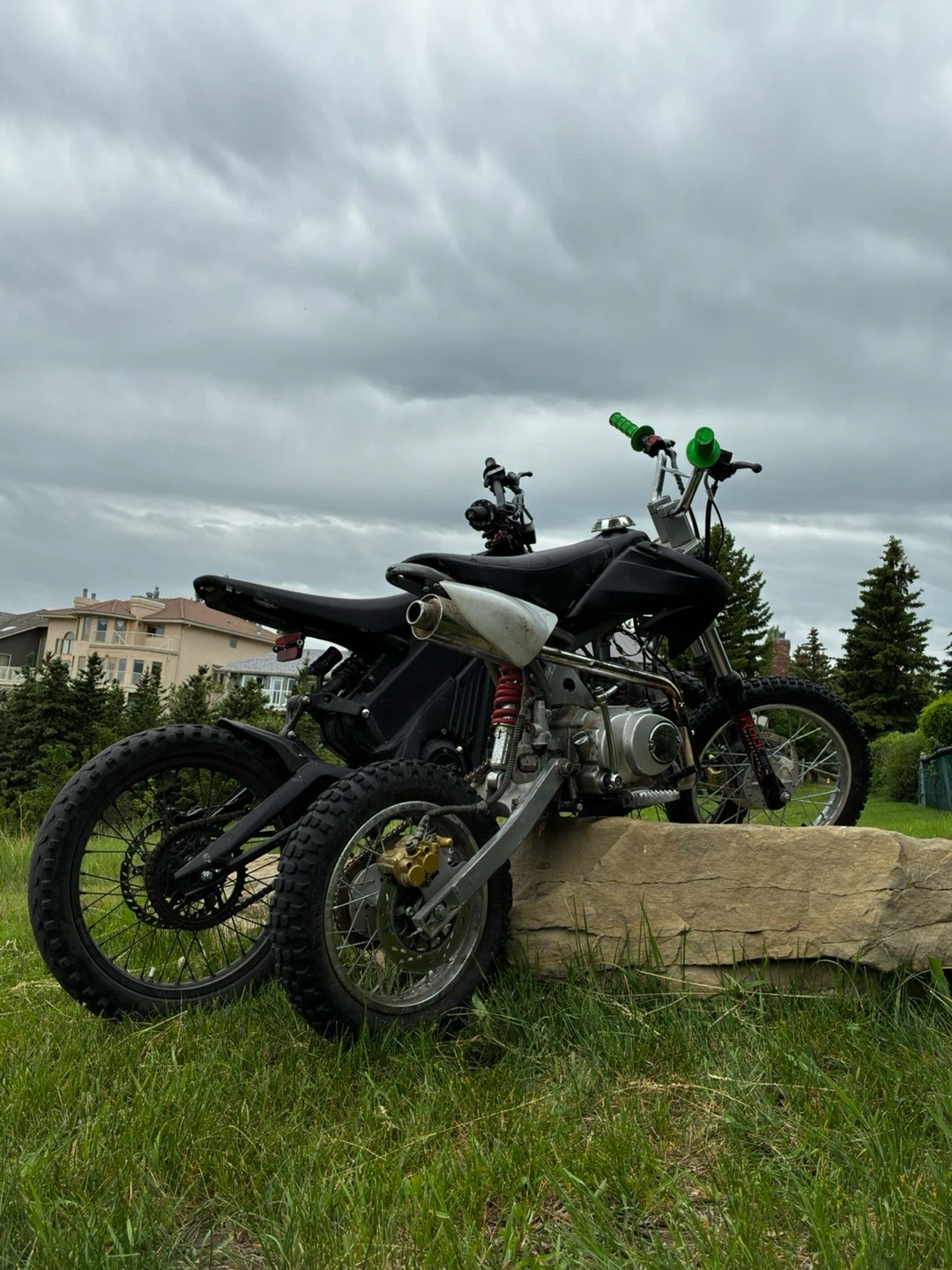 125cc dirtbike - photo 2