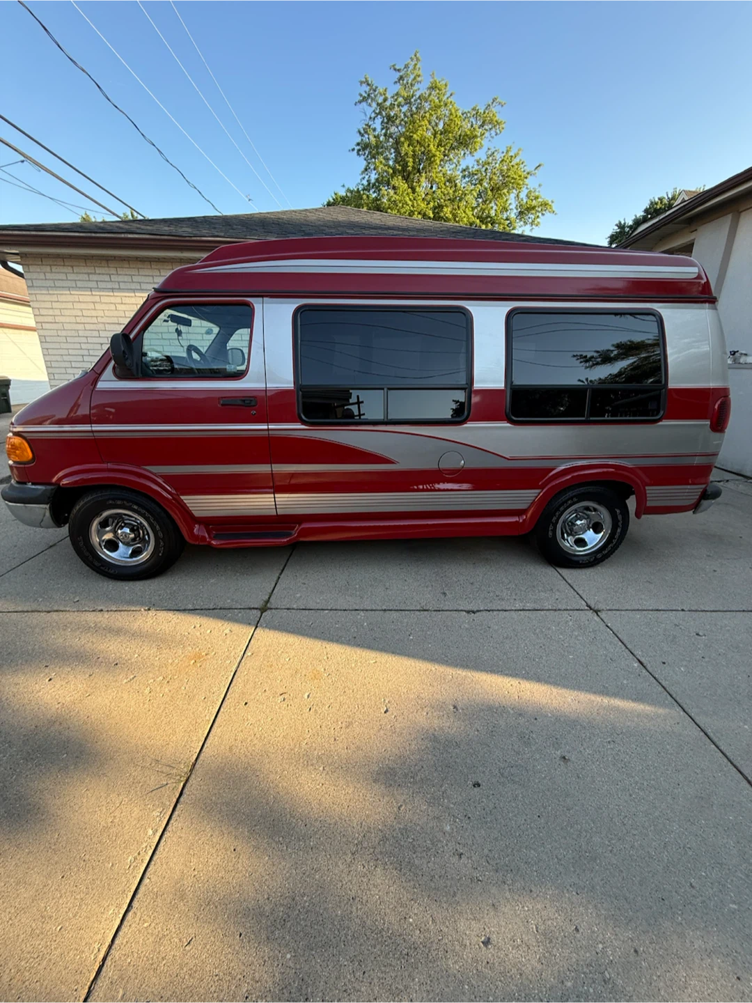 Dodge Ram 1500 Conversion Van - photo 2