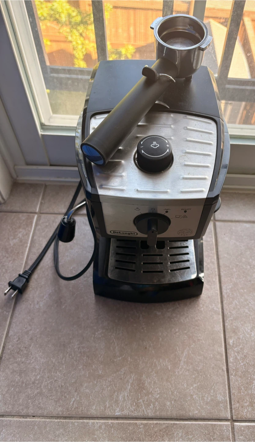 DeLonghi Espresso Machine - photo 2