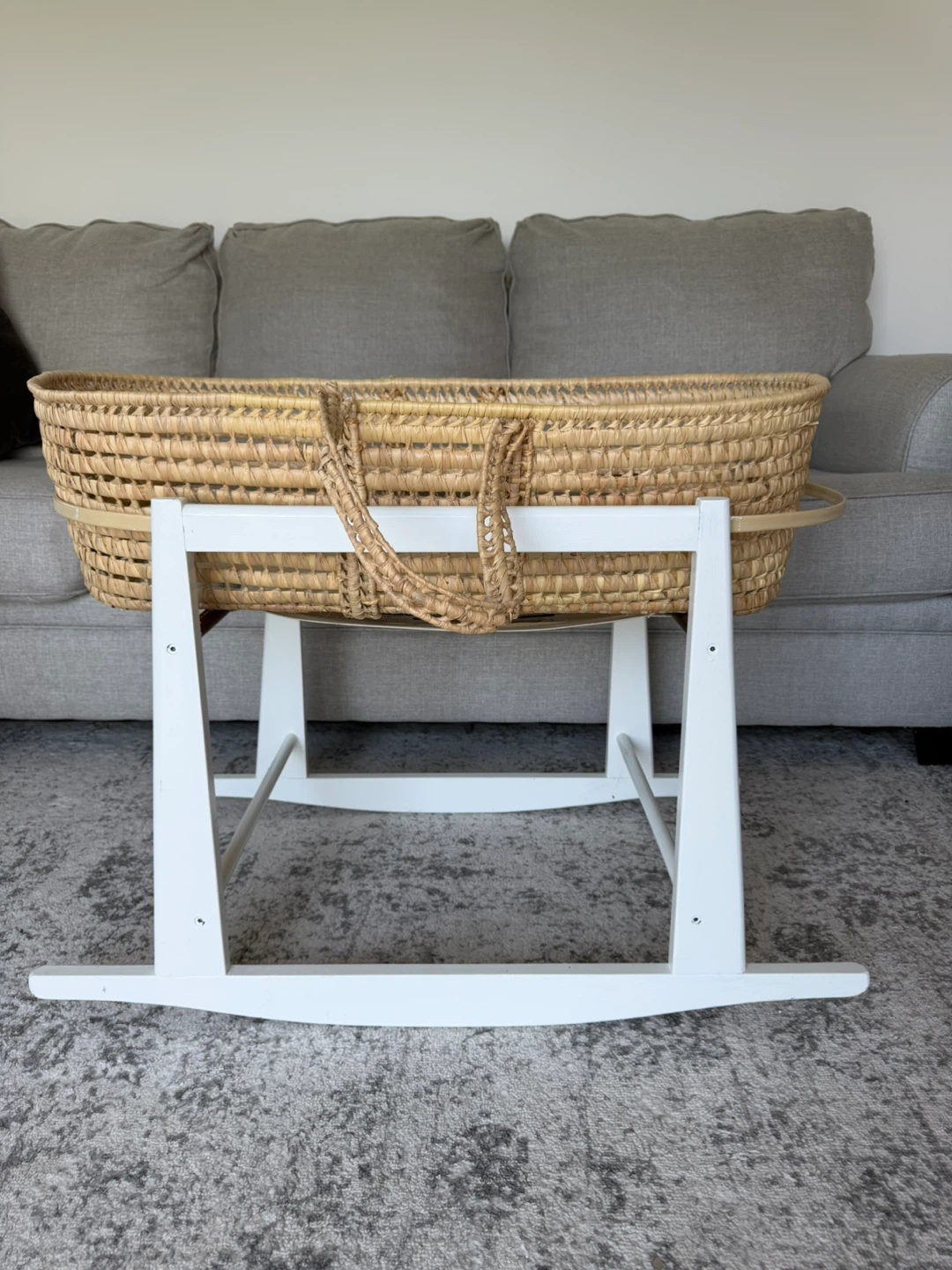 Woven Bassinet with Rocking Stand