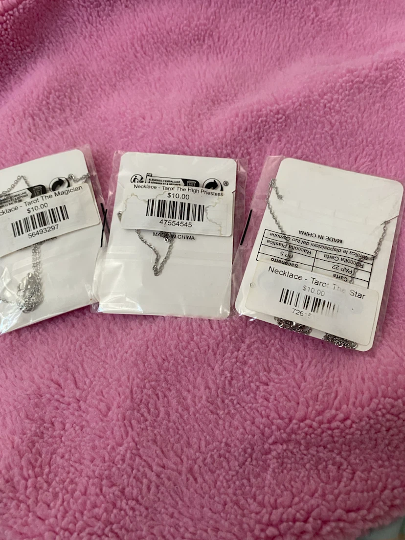 Tarot Card Necklaces $5 each - photo 2