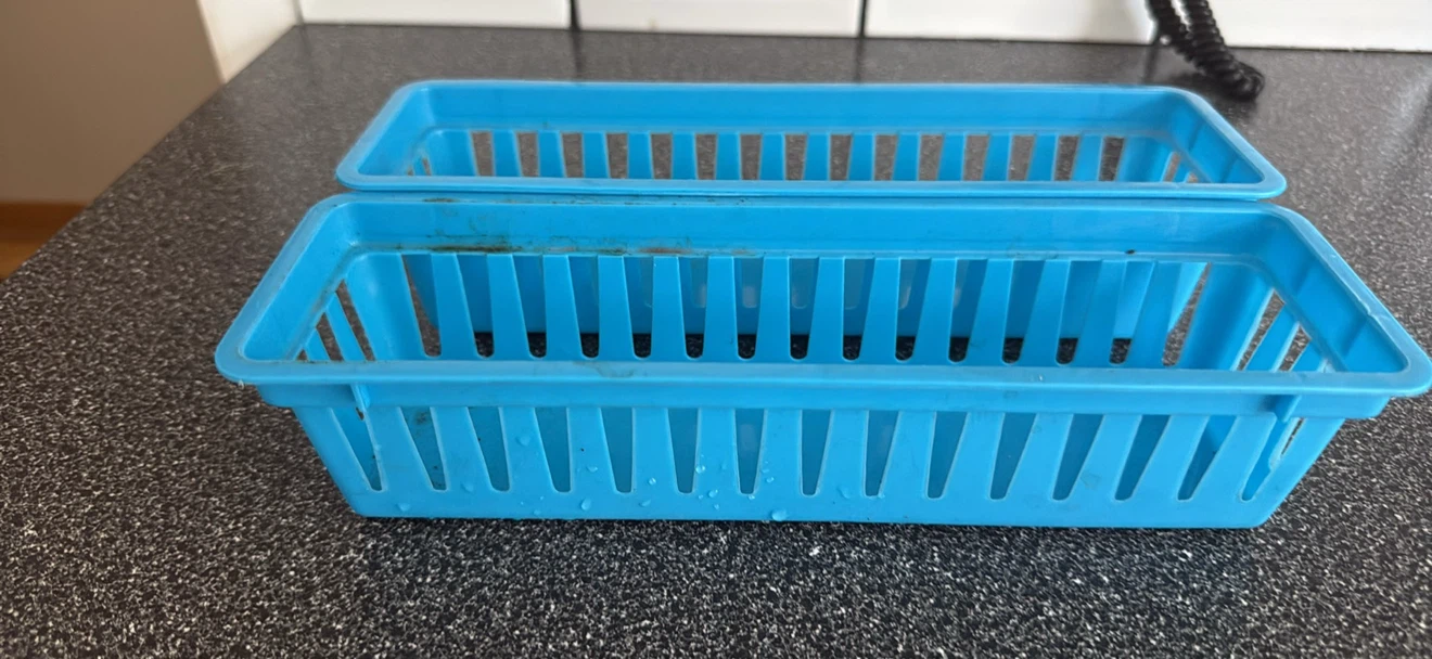 Two blue storage containers - photo 4