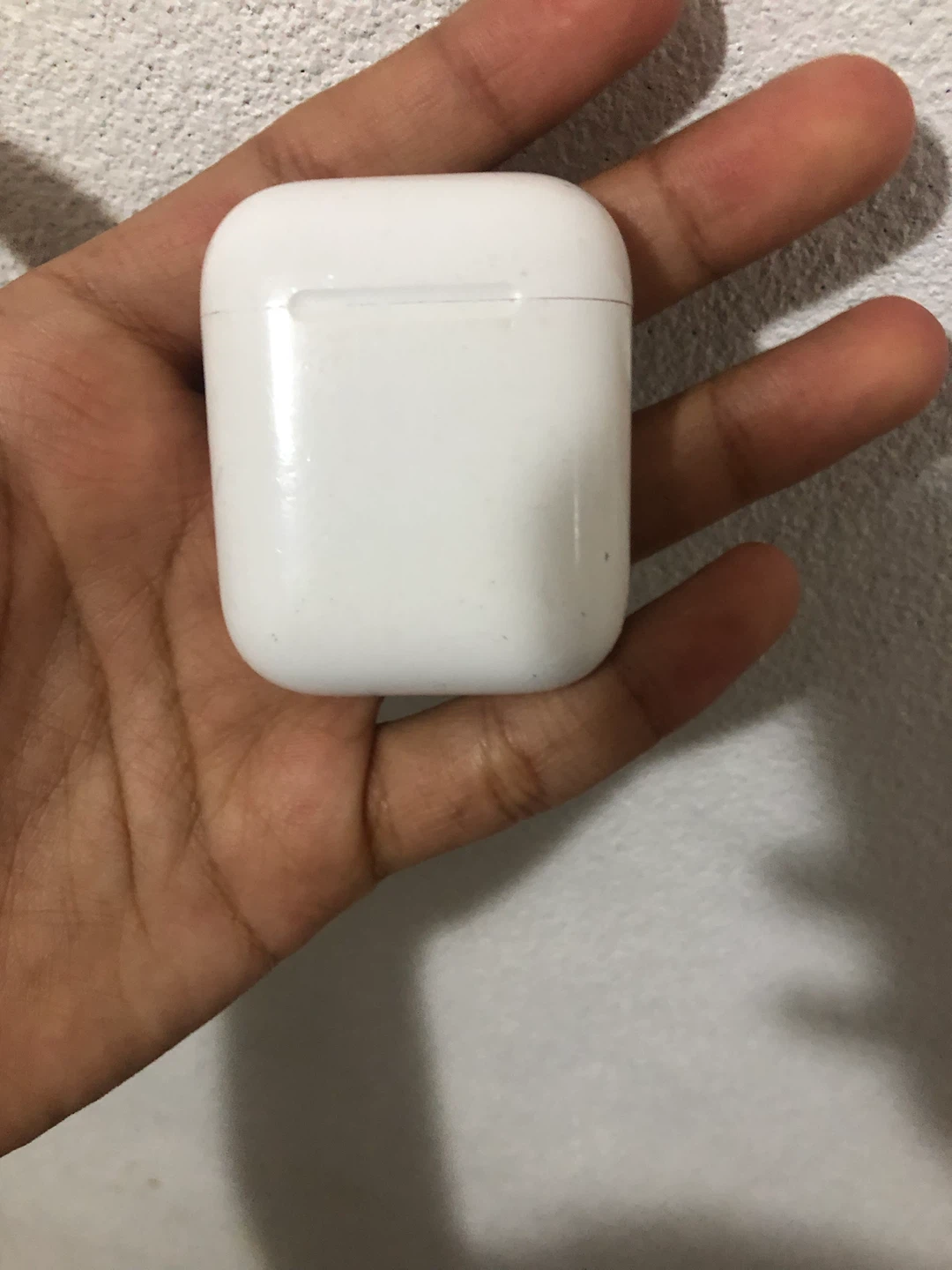 Apple AirPods (2nd Gen) Charging Case - photo 2