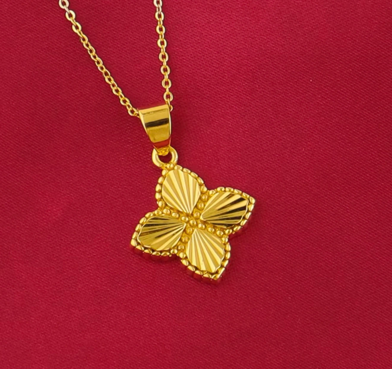 18K Plated Gold Clover Pendant Necklace and Earrings Set - photo 3