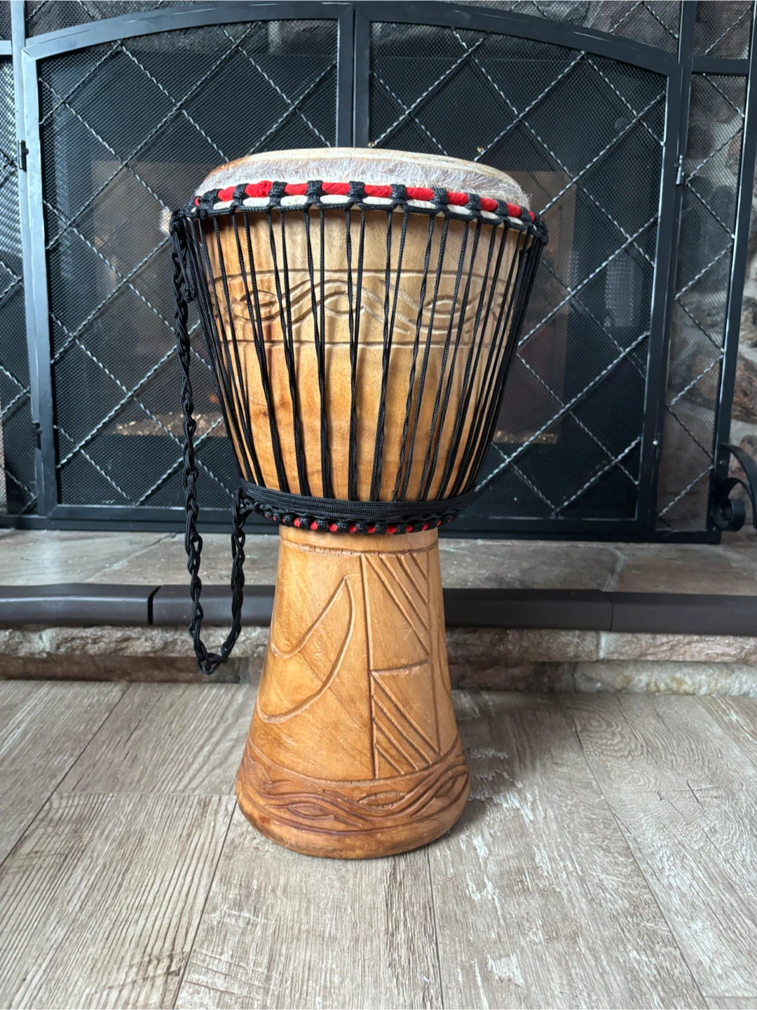 Hand Carved Medium Sizes Djembe (African Hand Drum) - photo 3