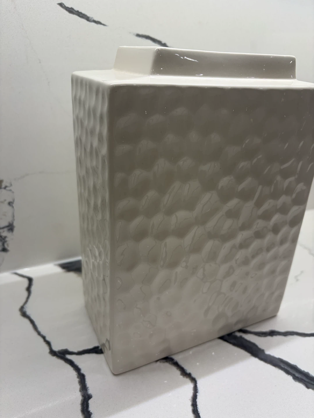 Textured Ceramic Vase - photo 4