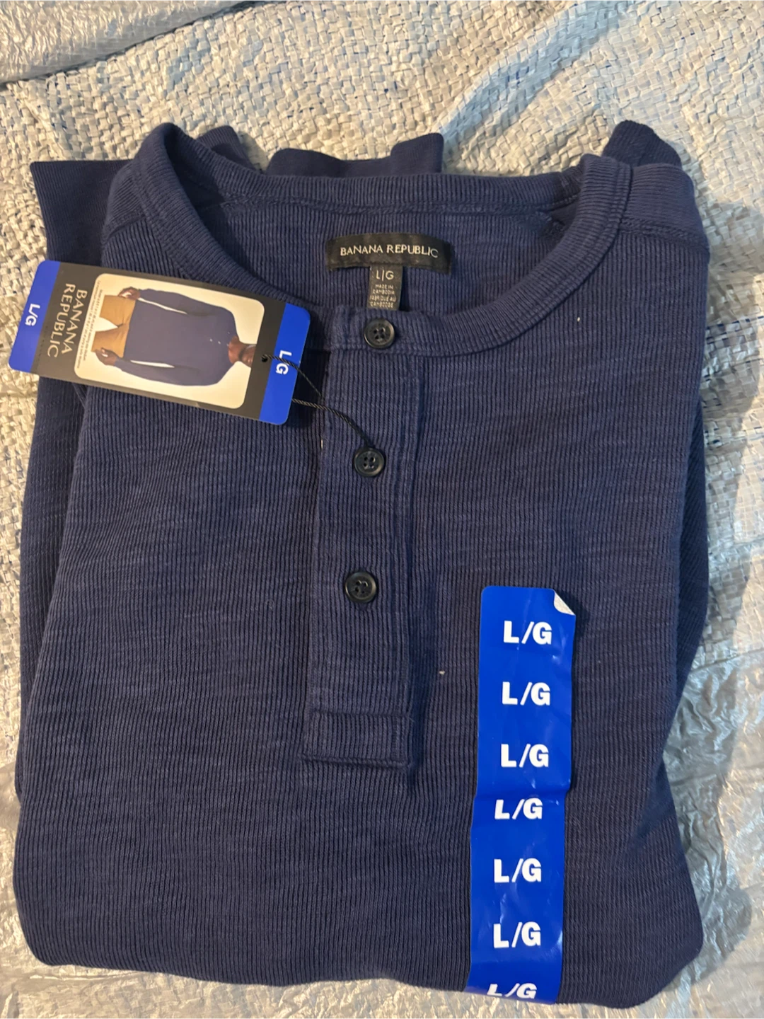 Banana Republic Men's Long Sleeve Henley Shirt