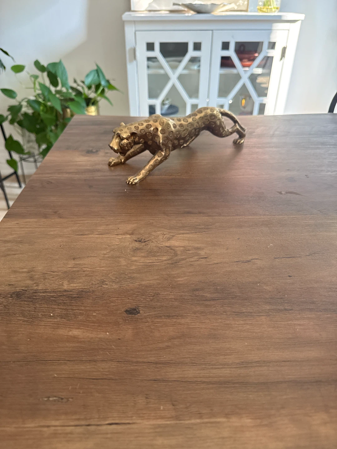 Decorative Cheetah Figurine - photo 2