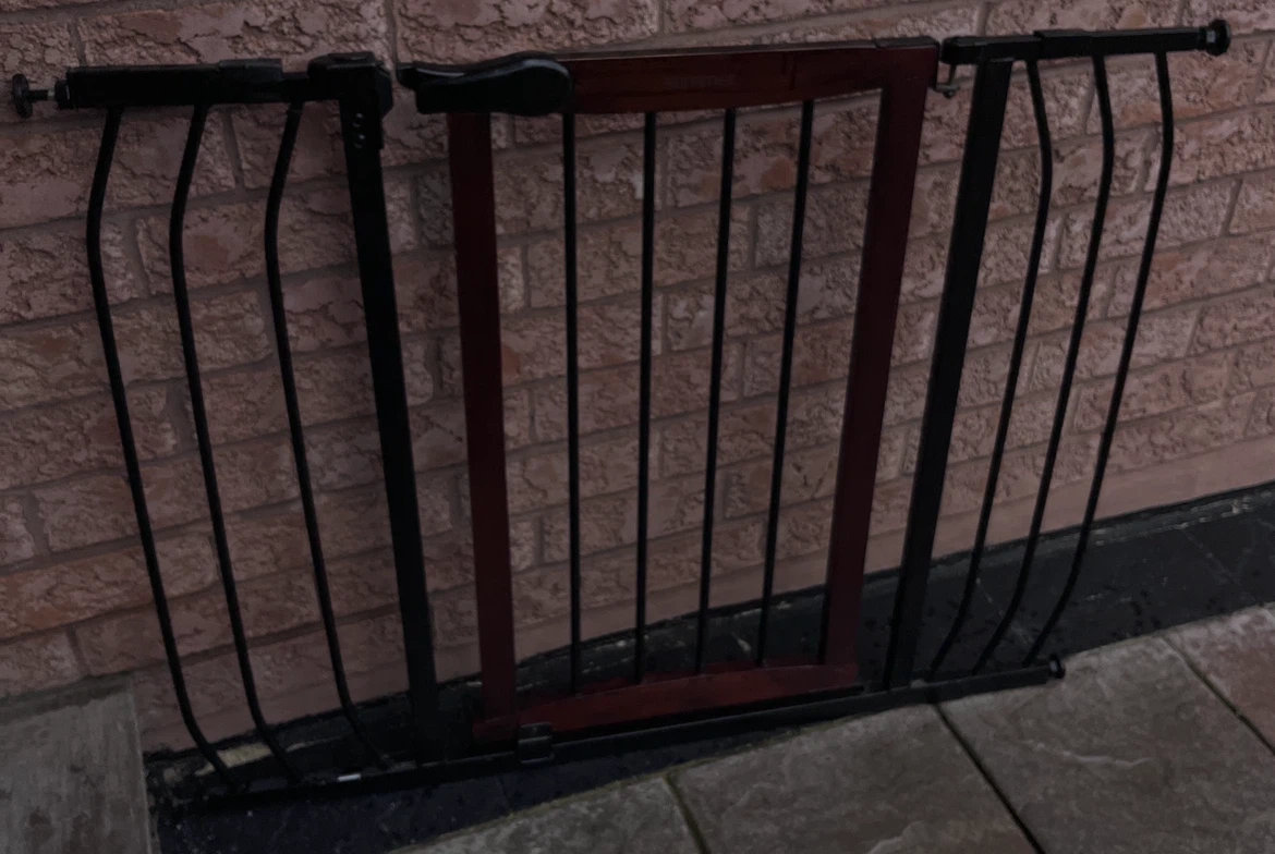 Wire Dog Crate with Tray - photo 4