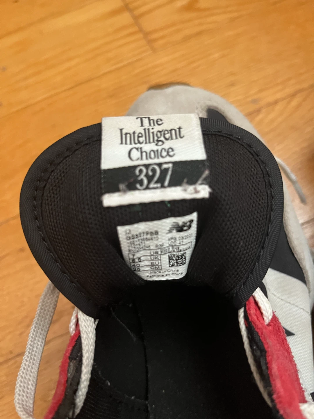 New Balance 327 "The Intelligent Choice" Sneakers - photo 3