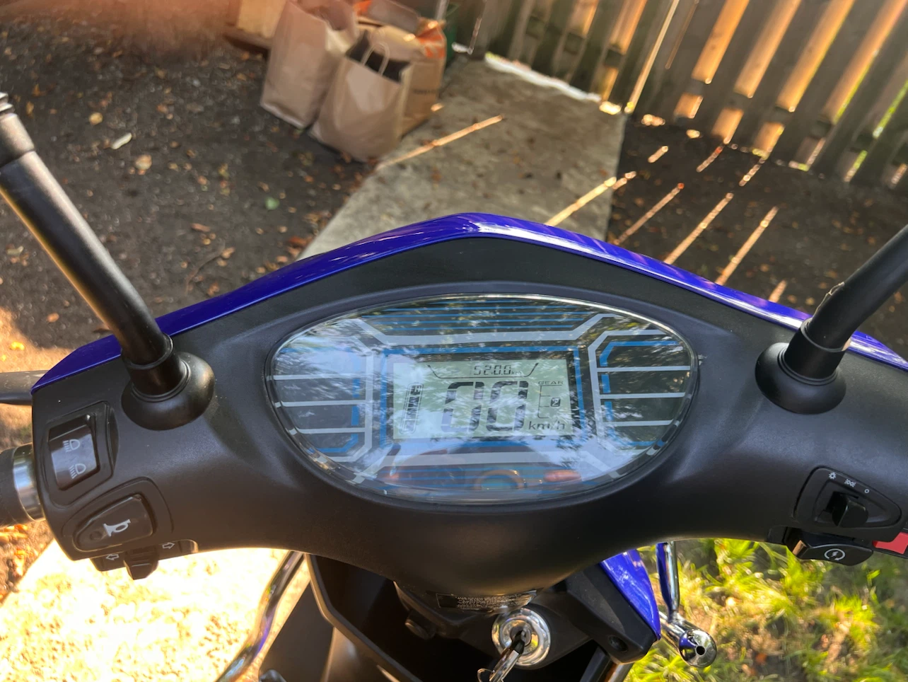 Emmo E- bike Blue with Storage Box - photo 5