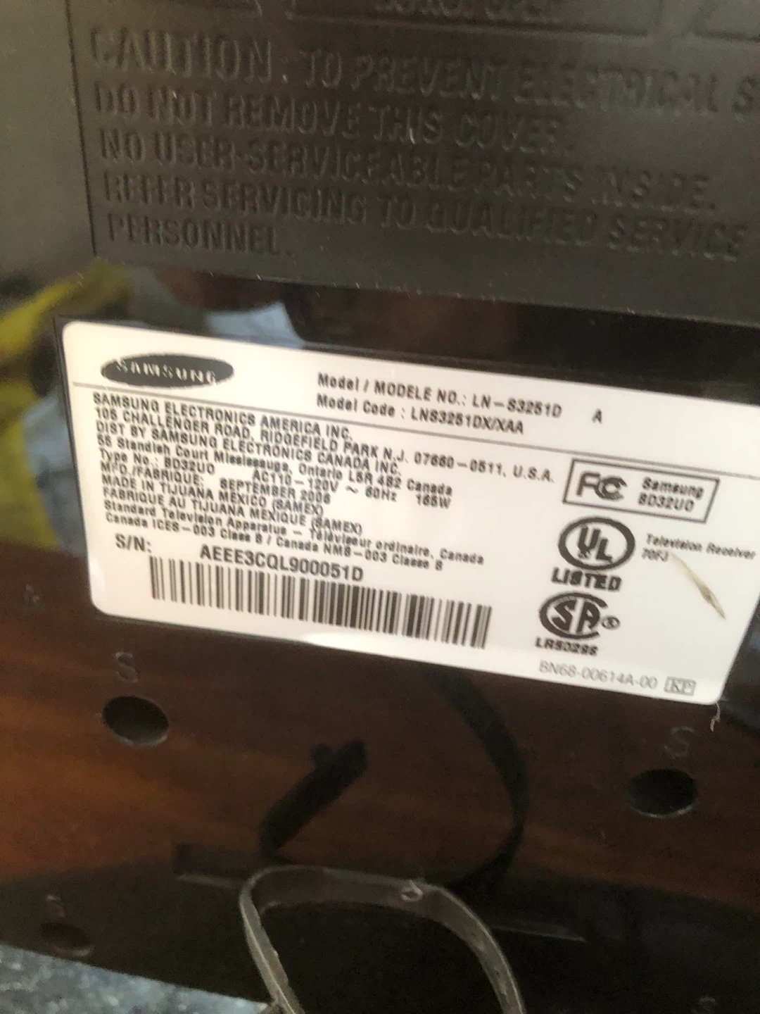 Samsung 32" LCD TV - photo 2