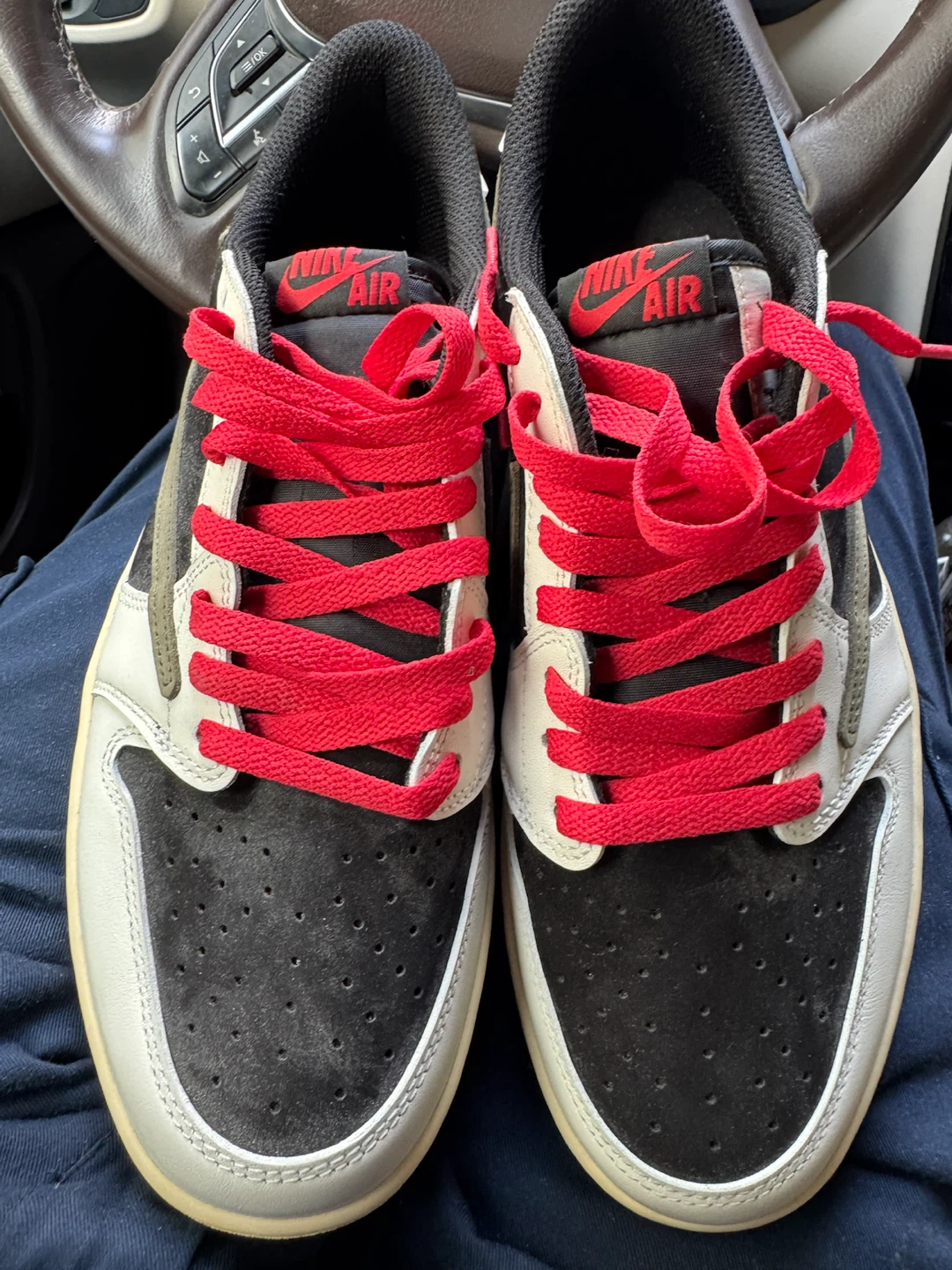 Nike Air Jordan 1 Low Travis Scott