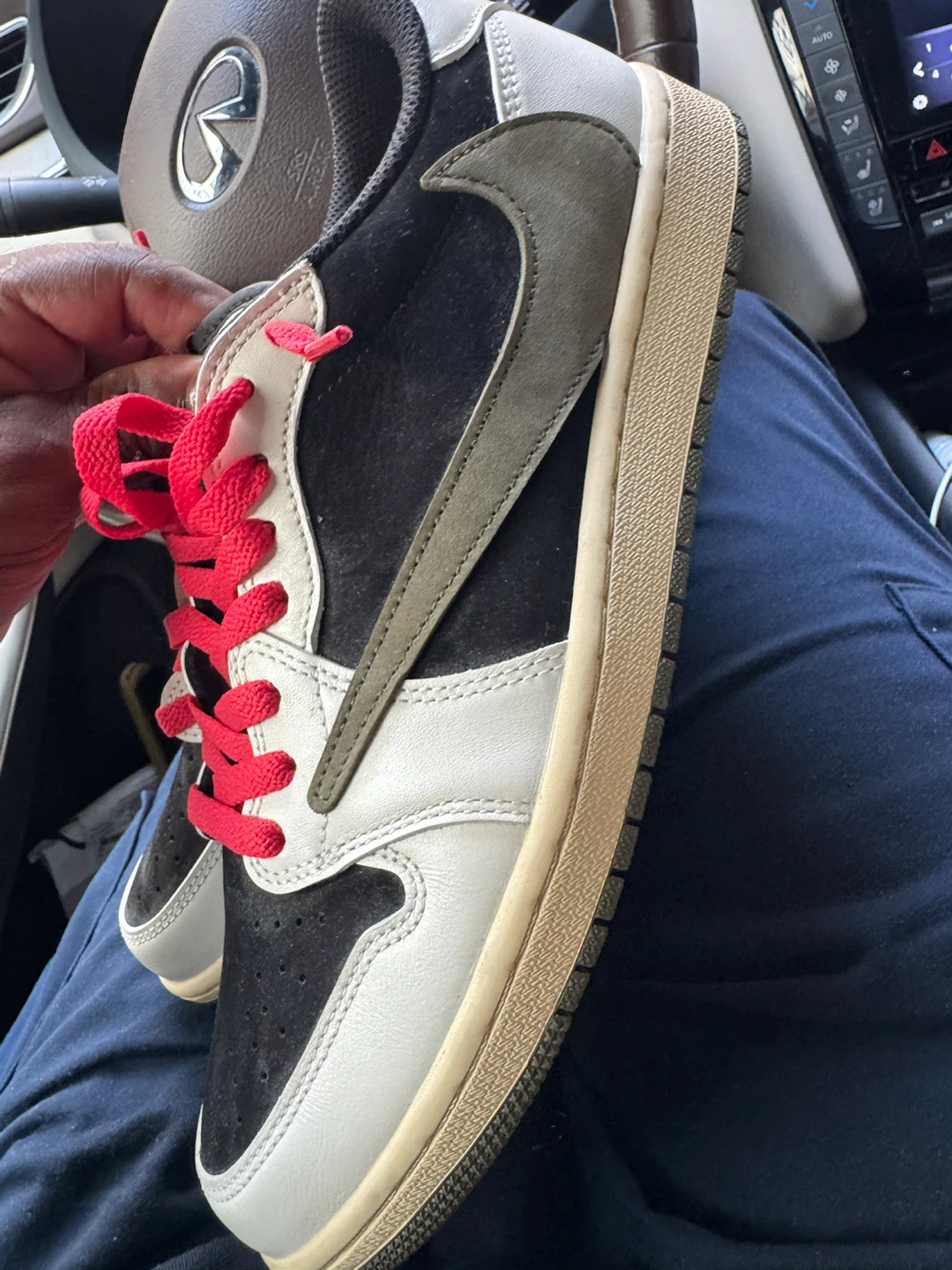 Nike Air Jordan 1 Low Travis Scott - photo 2