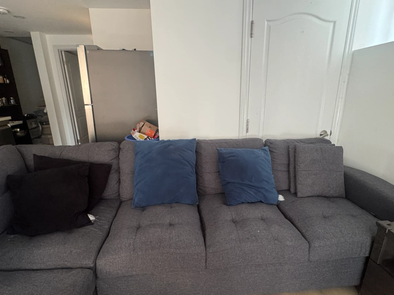 Sectional sofa - photo 2