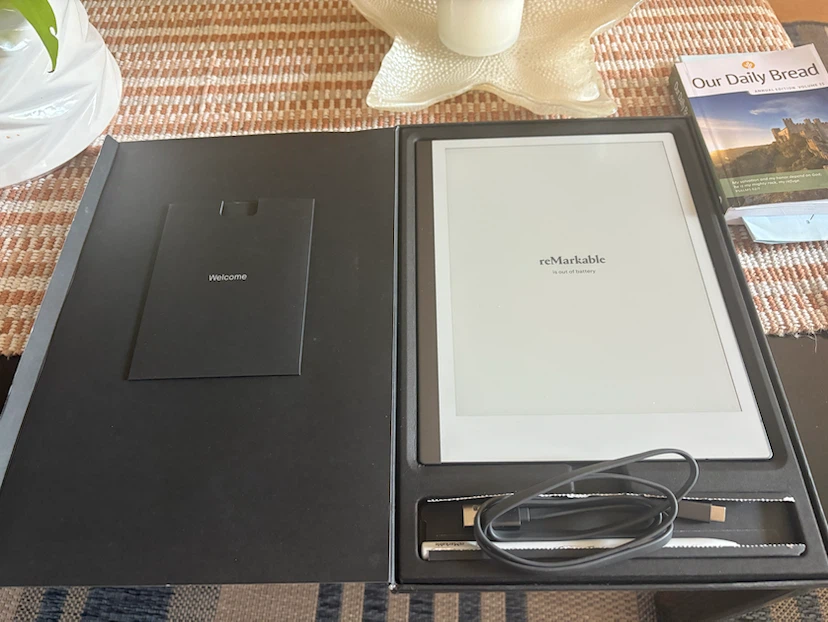 ReMarkable 2 - Free additional charger and adapter✅