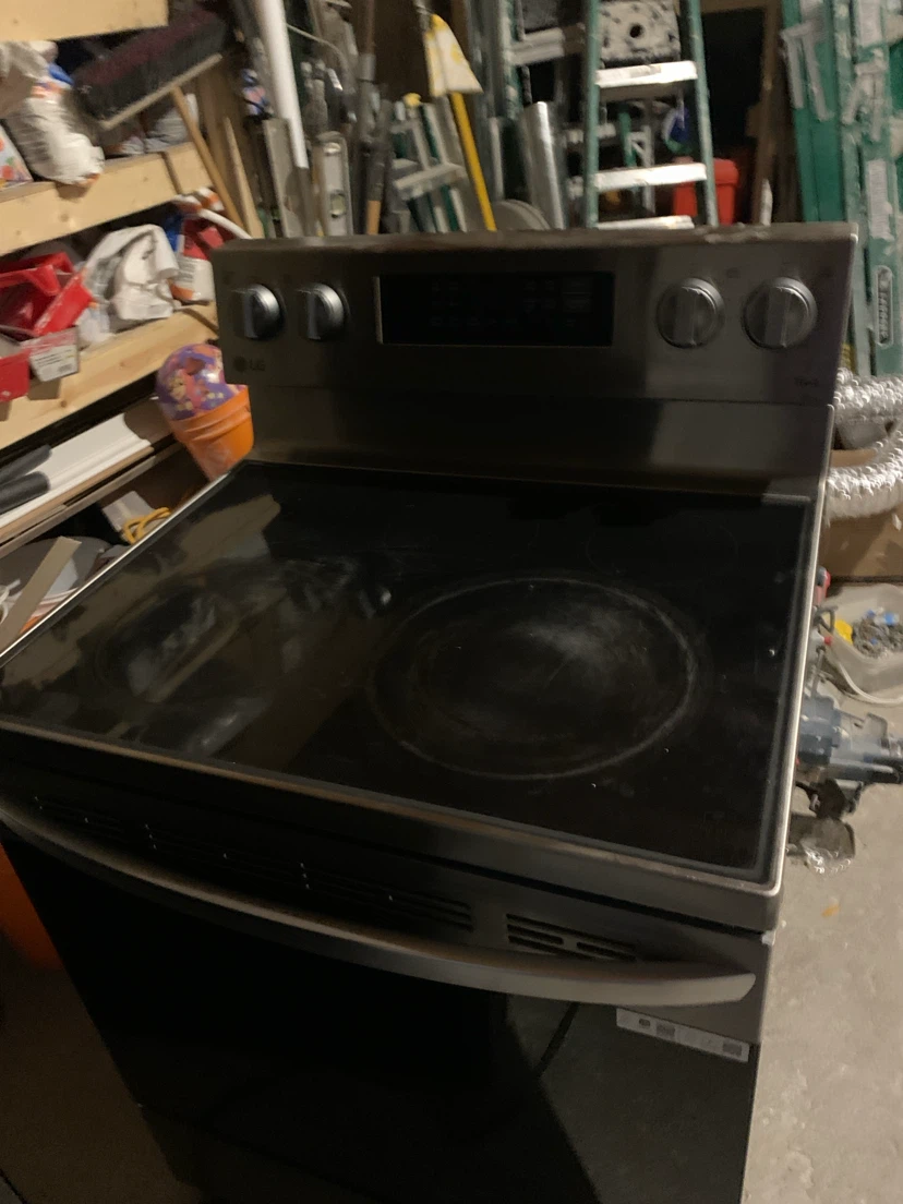 LG Electric Range with Smooth Top