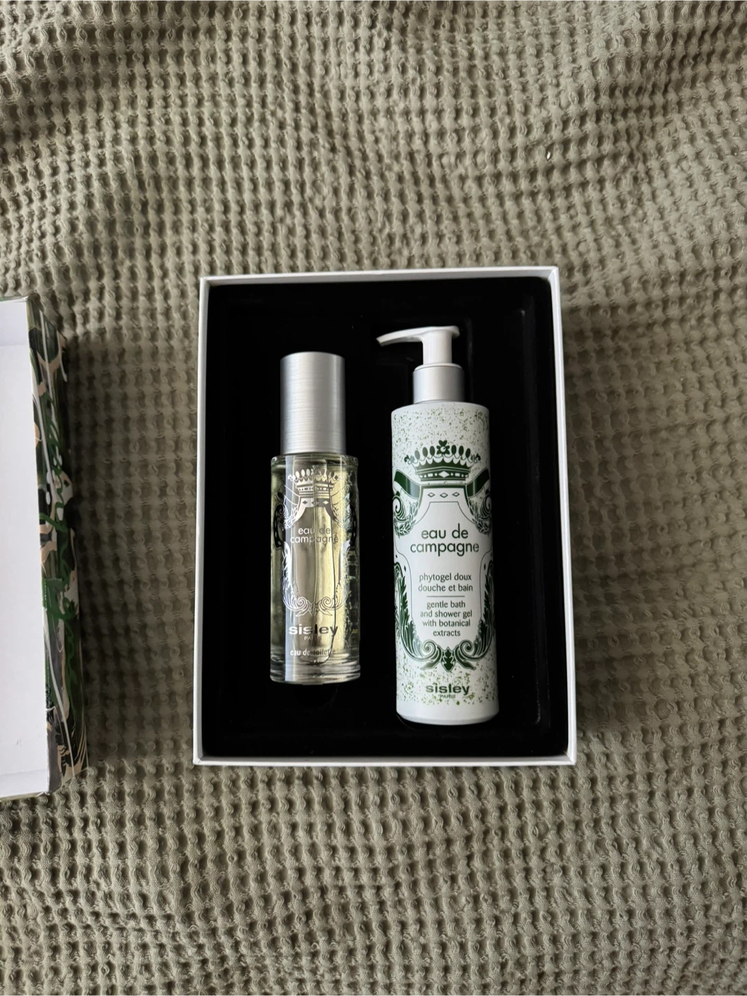 Sisley Gift Set BNIB - Eau de Toilette and Shower Gel