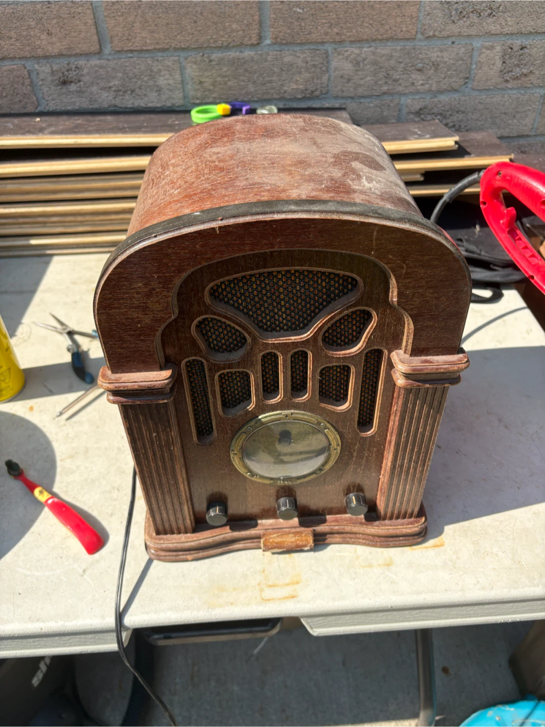 Antique Style Wooden Radio