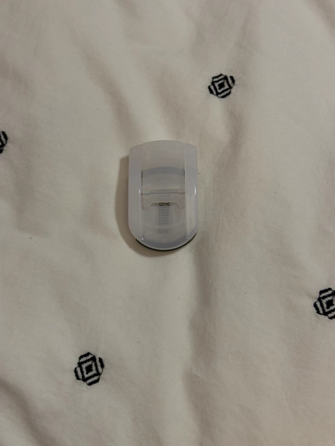 MUJI Portable Eyelash Curler - photo 3