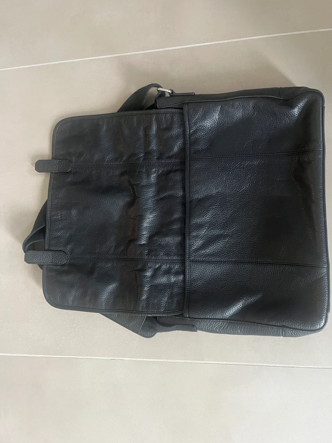 Black Leather Messenger Bag - photo 3