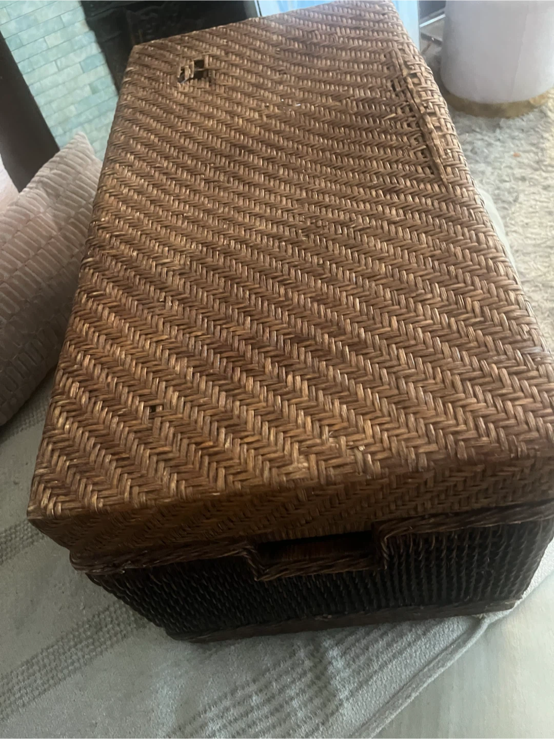 Wicker Storage Chest Trunk with hole - photo 3